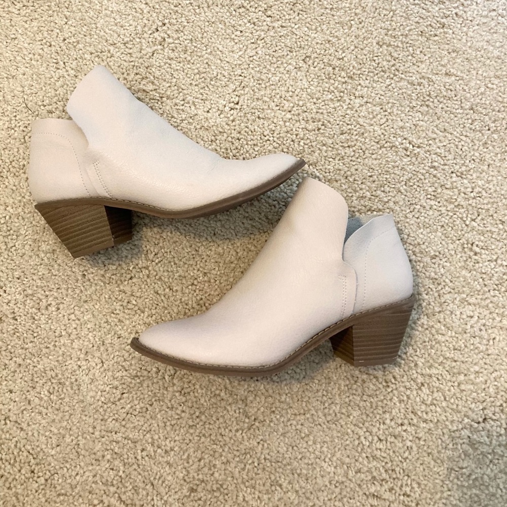 Women’s booties